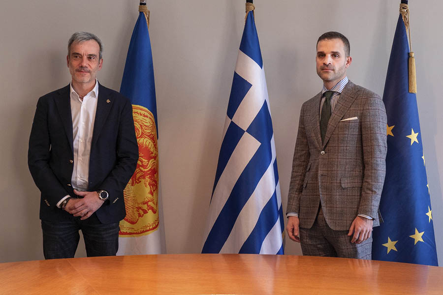 ΙΕΚ ΑΚΜΗ