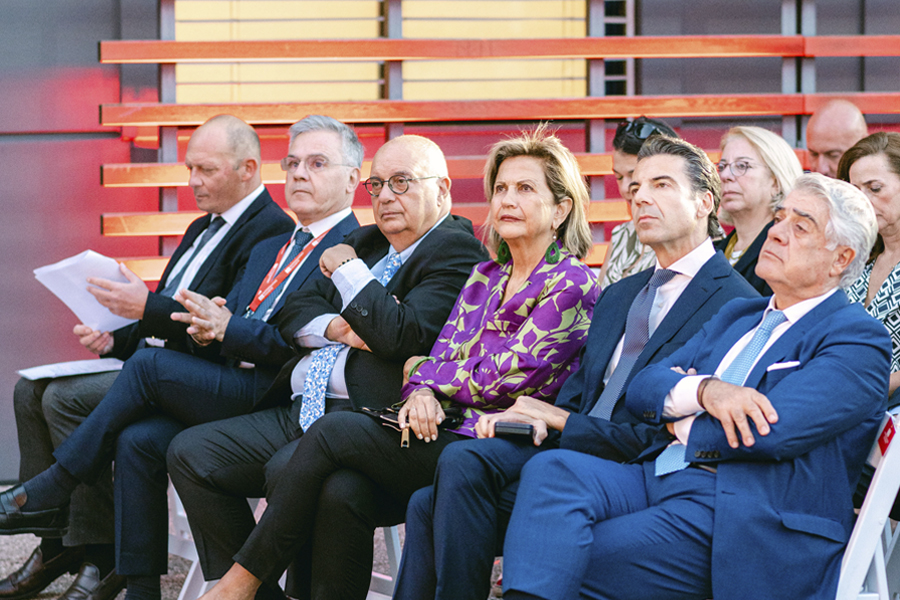 πανεπιστημιακή κλινική αποκατάστασης, Μητροπολιτικό Κολλέγιο